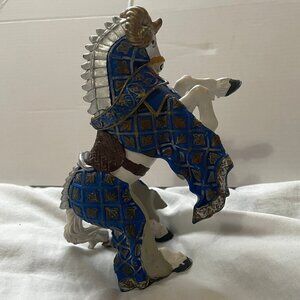 Papo Medieval World of Knights Horse w/ Ram Blue Ram Crest Fantasy Figure 2007